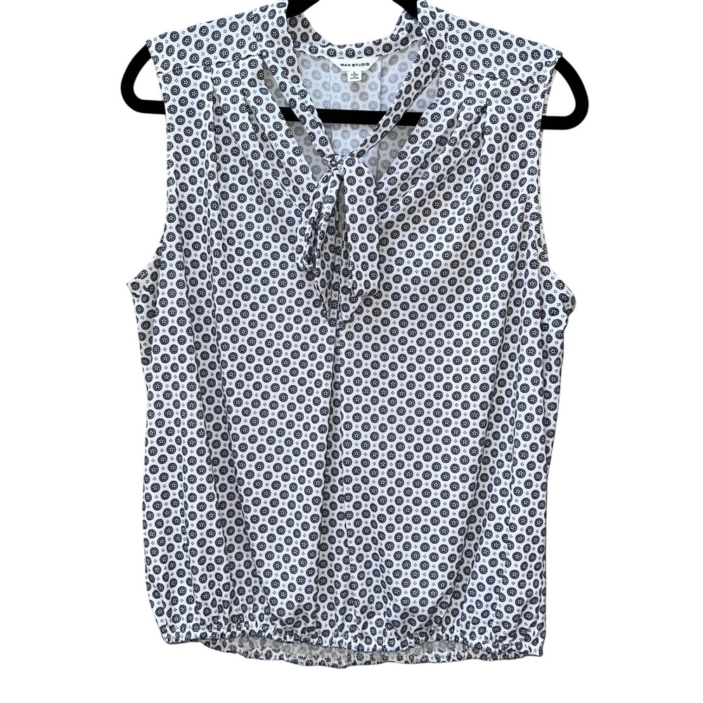 Max Studio Women Geometric Tie Neck Sleeveless Blouse L EUC Classic